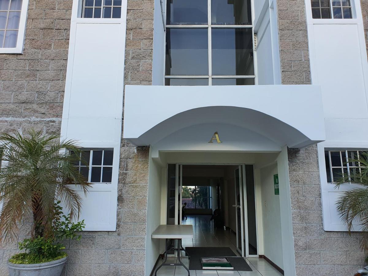 Apartament San Benito Flats Wifi 50Mg - 4 Huespedes - Parqueos San Salvador Zewnętrze zdjęcie