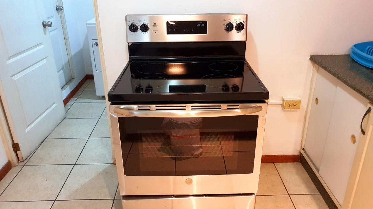 Apartament San Benito Flats Wifi 50Mg - 4 Huespedes - Parqueos San Salvador Zewnętrze zdjęcie