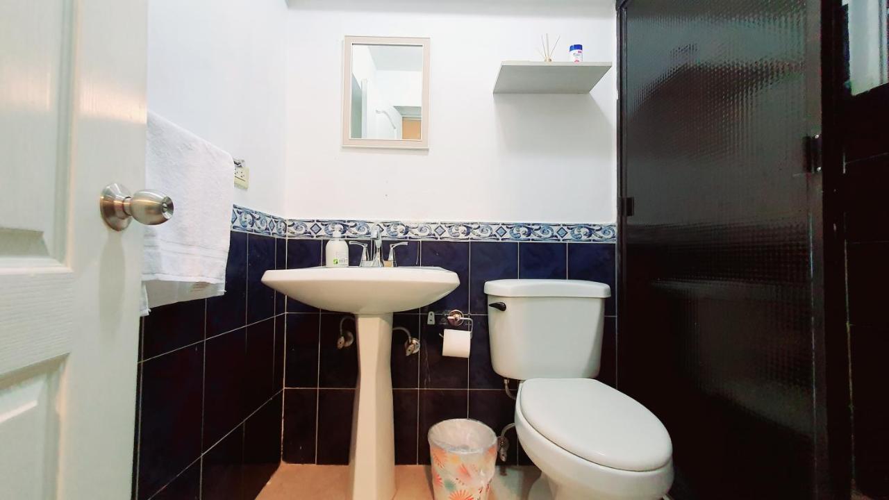 Apartament San Benito Flats Wifi 50Mg - 4 Huespedes - Parqueos San Salvador Zewnętrze zdjęcie